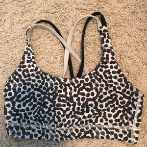 Lululemon Energy Bra. Size 6.